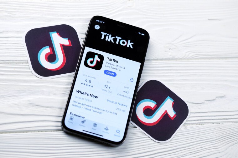 TikTok_计划裁减数百名英国审核员,将以_AI_系统替代 图1 TikTok 计划裁减数百名英国审核员,将以 AI 系统替代_热门事件_值得一看_小罗资源网
