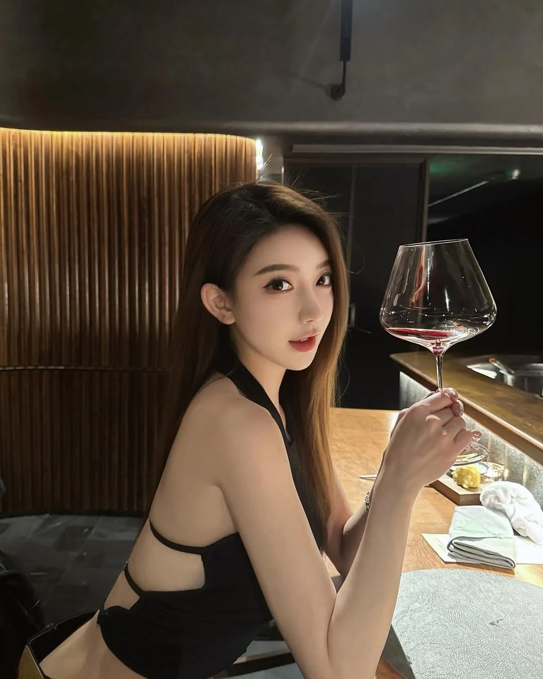 超高颜值美女加上这极品身材,真是让人喜欢!!! 第1张 超高颜值美女加上这极品身材,真是让人喜欢!!!