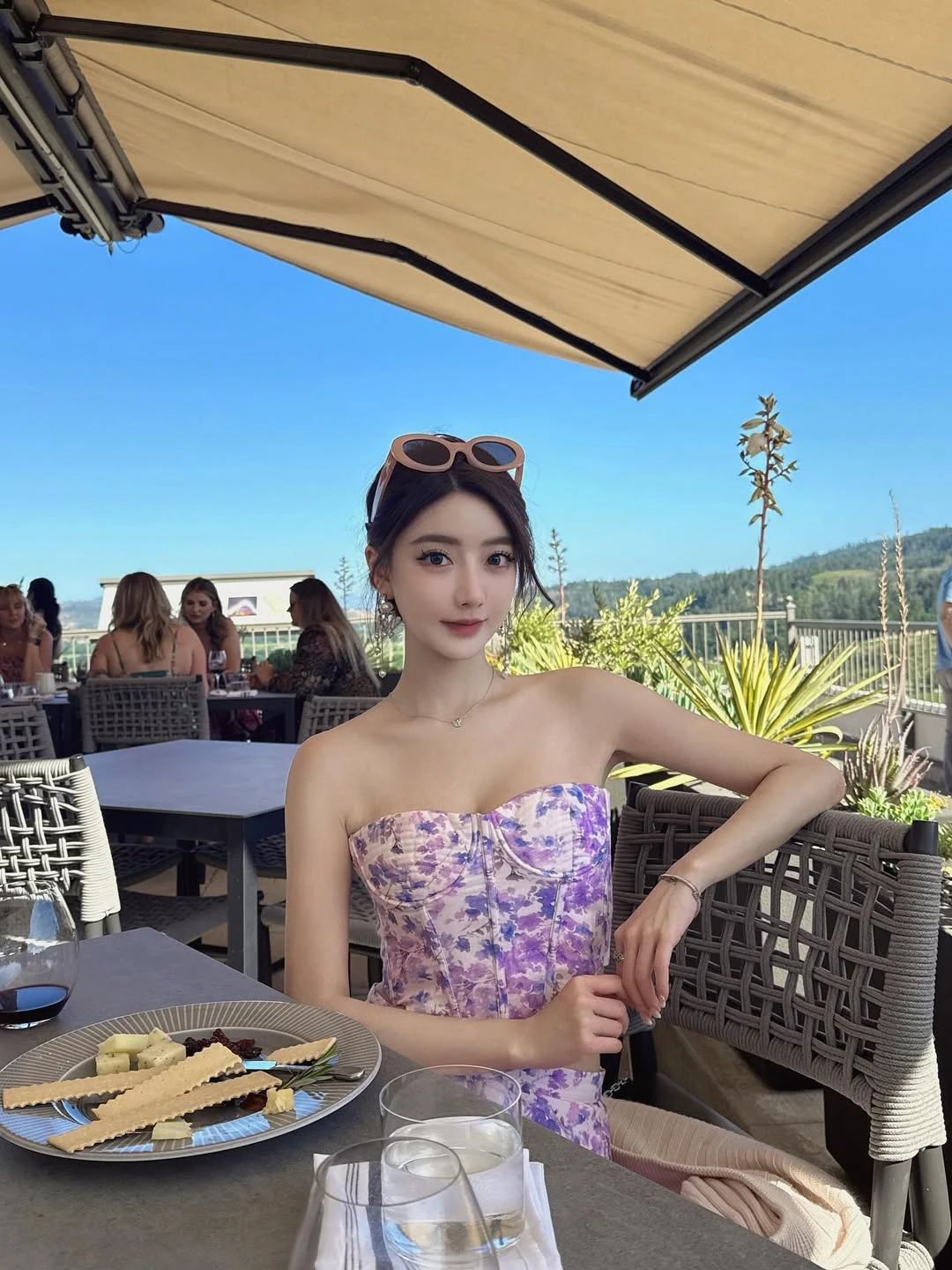 超高颜值美女加上这极品身材,真是让人喜欢!!! 第8张 超高颜值美女加上这极品身材,真是让人喜欢!!!