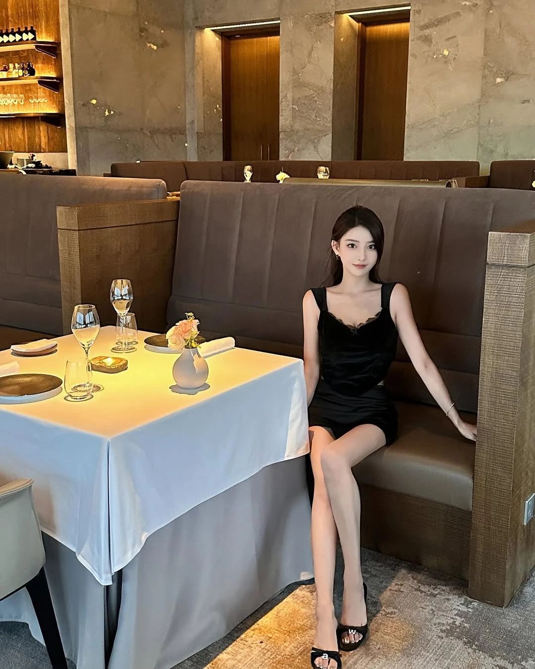 超高颜值美女加上这极品身材,真是让人喜欢!!! 第23张 超高颜值美女加上这极品身材,真是让人喜欢!!!