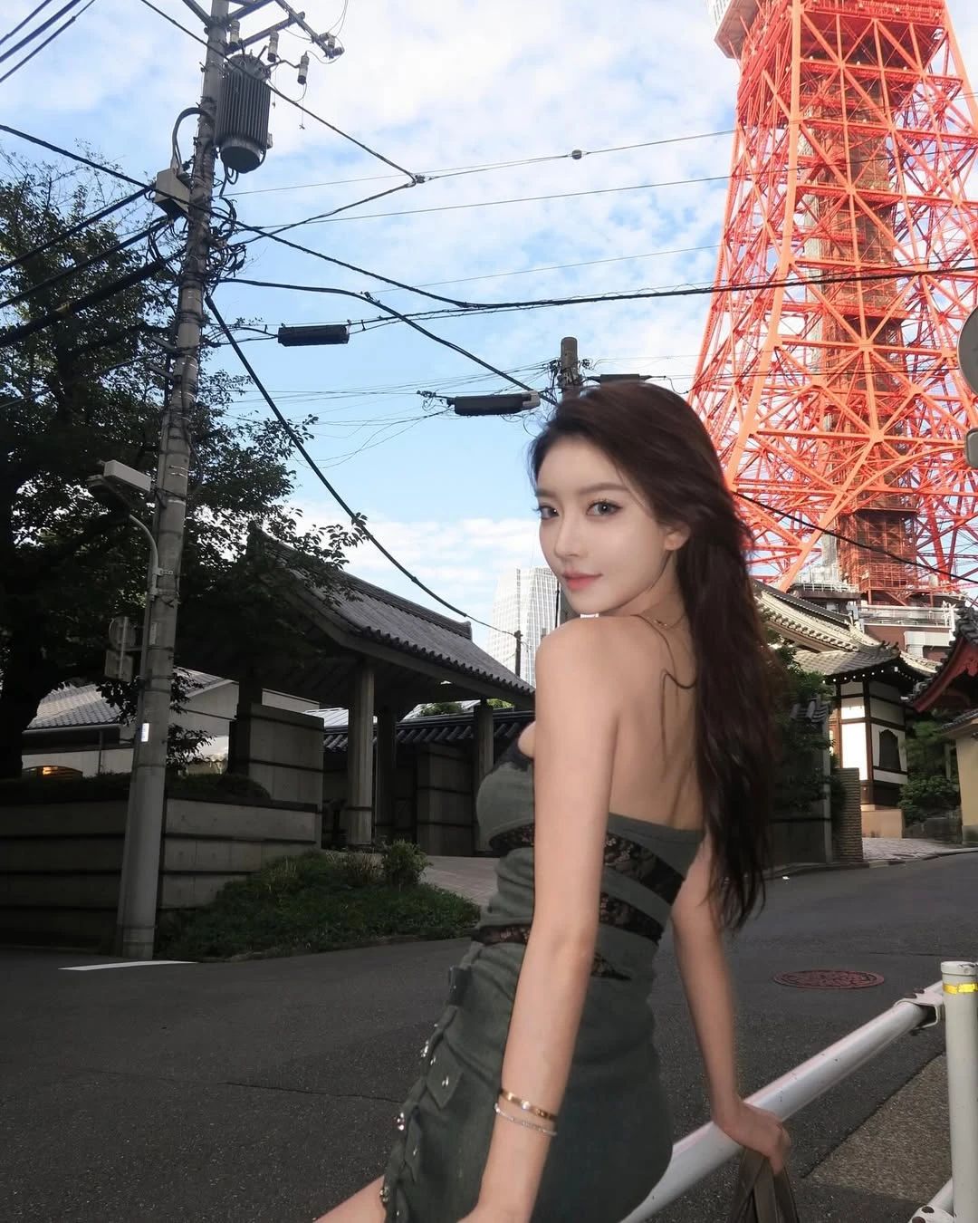 超高颜值美女加上这极品身材,真是让人喜欢!!! 第24张 超高颜值美女加上这极品身材,真是让人喜欢!!!