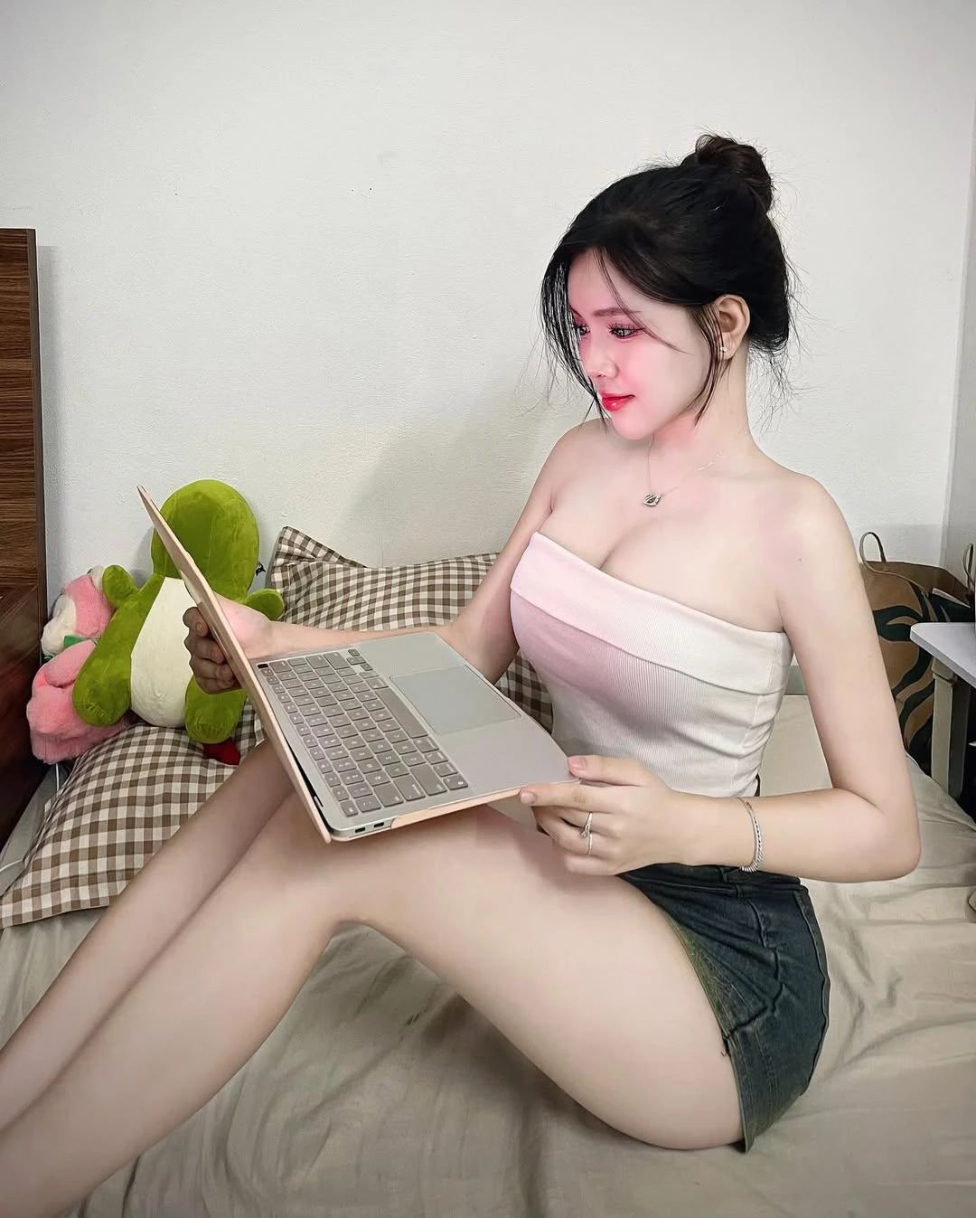 极品身材超凶上围加上比基尼,简直绝了!!! 第19张 极品身材超凶上围加上比基尼,简直绝了!!!