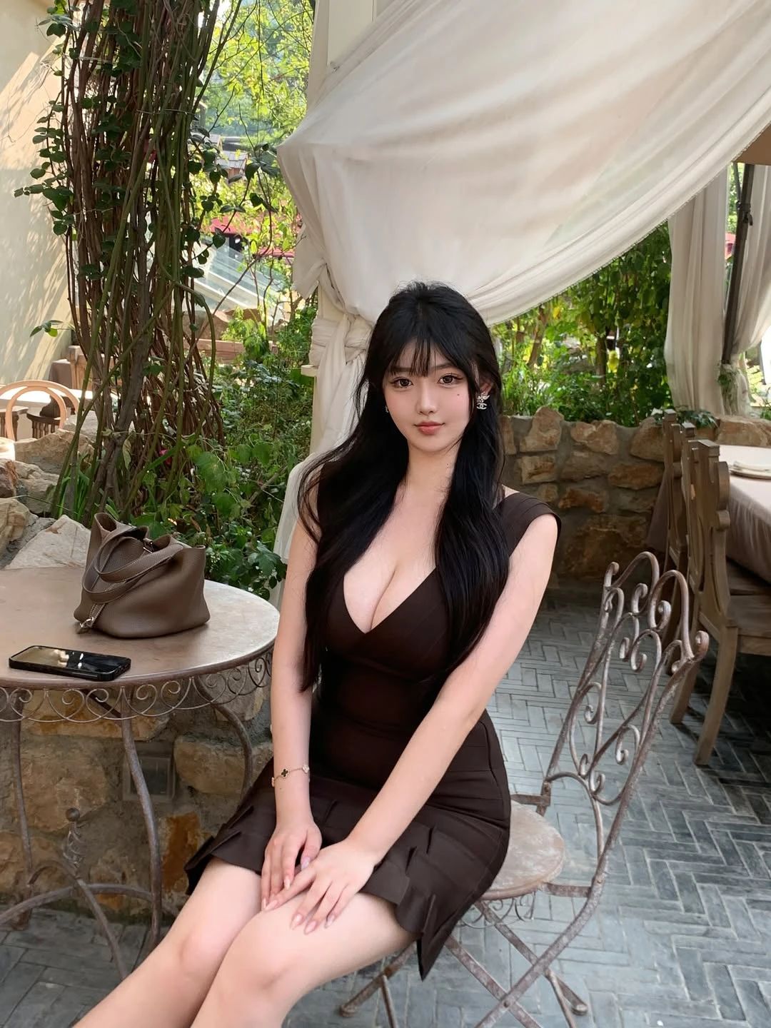 丰满身材加上这超凶上围,简直是绝了!!! 第4张 丰满身材加上这超凶上围,简直是绝了!!!