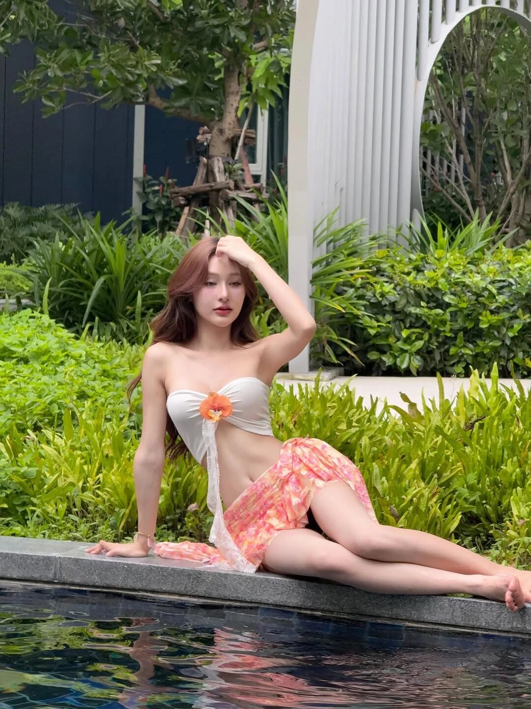 超赞身材加上这大白腿,真是太绝了!!! 第19张 超赞身材加上这大白腿,真是太绝了!!!